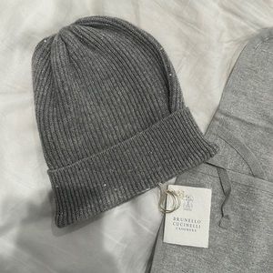 Brunello Cucinelli cashmere grey sparkle ribbed beanie hat